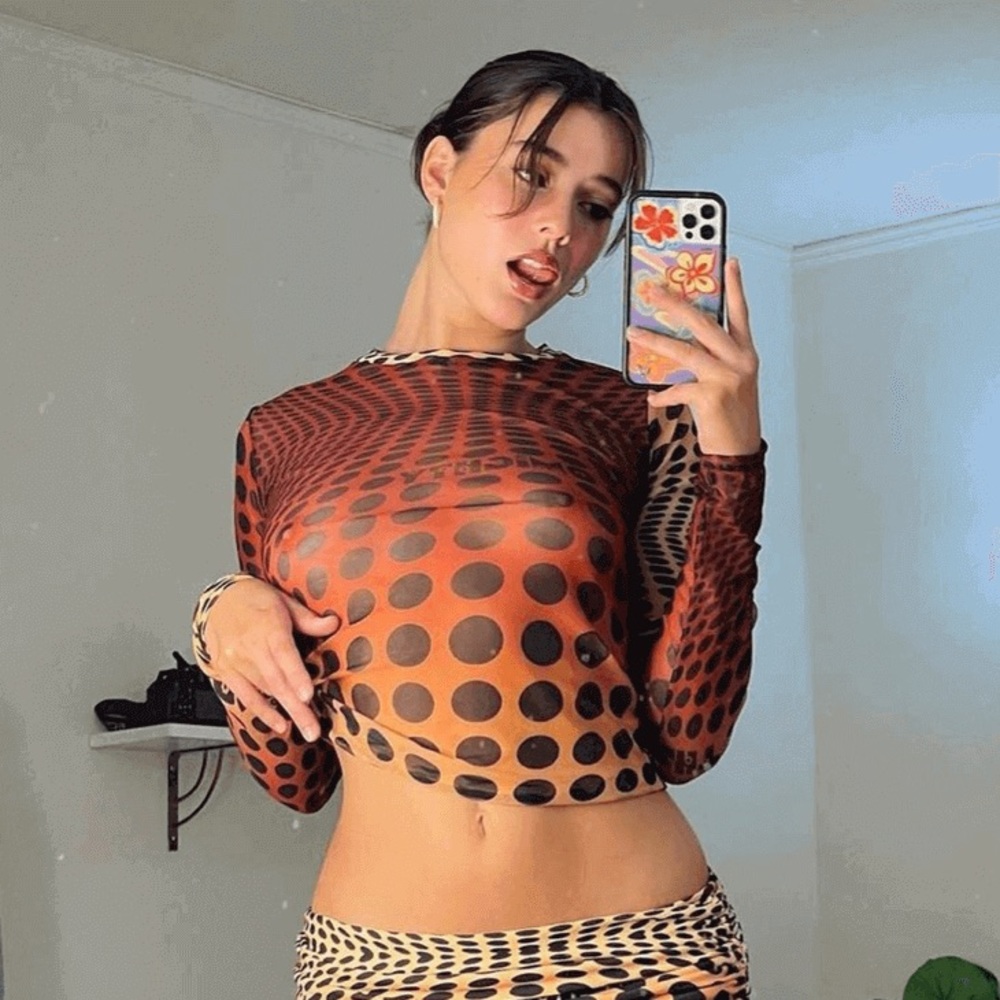 O-MIGHTY ILLUSION MESH TOP IN RED